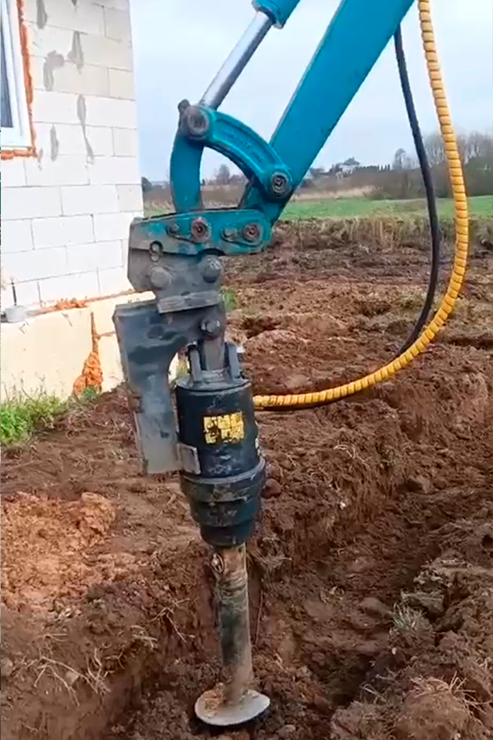 Беларусь, экскаватор кубота и гидровращатель RAY REA3500